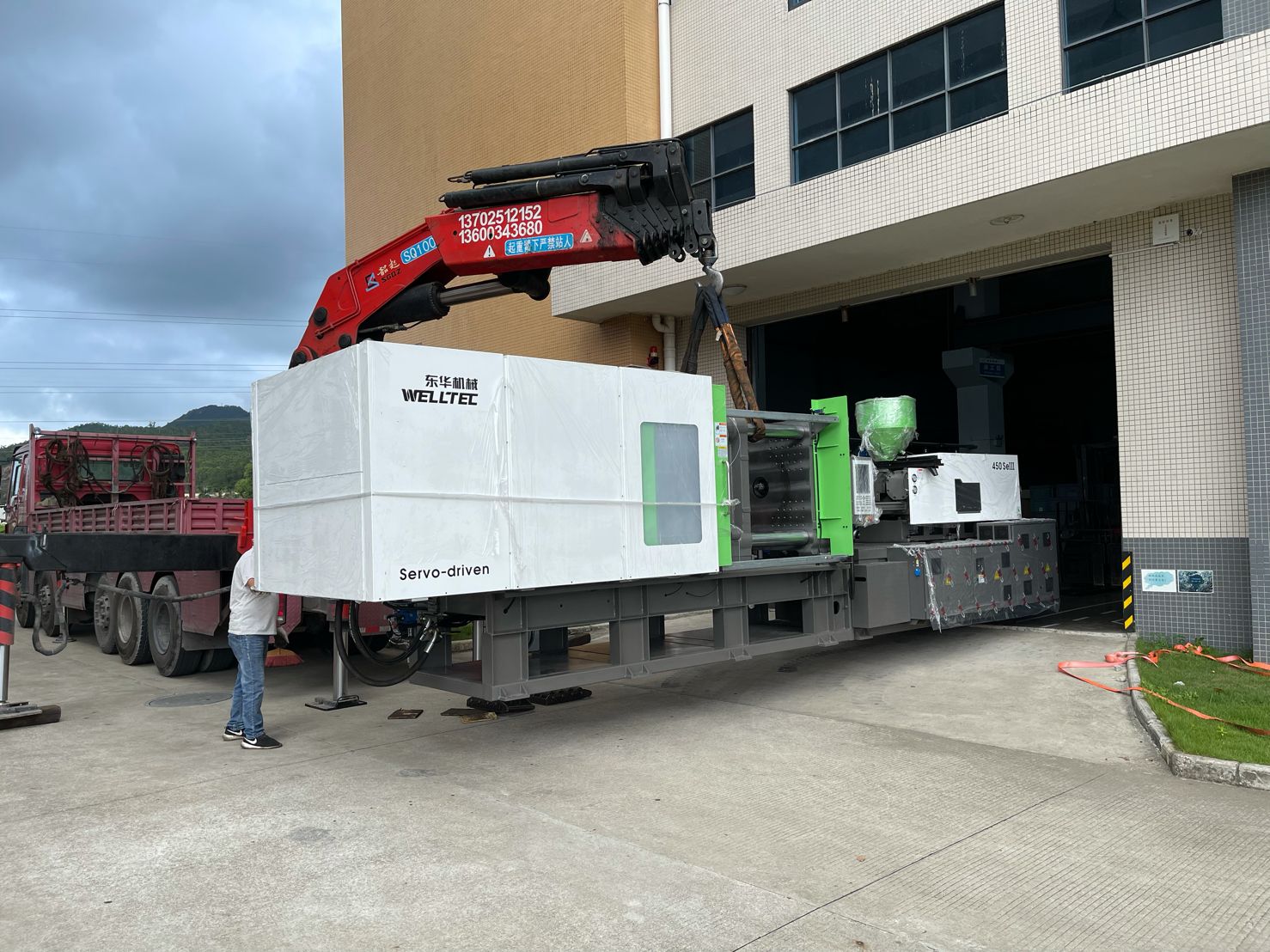 Let's clap for our injection machine, WELLTEC 450 SeIII.